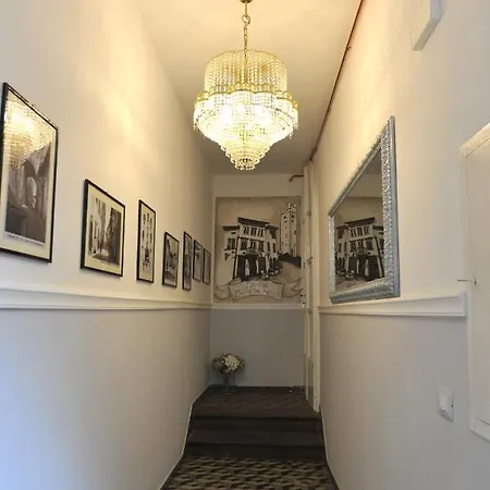 Dimora Sotto La Rocca Guest house *