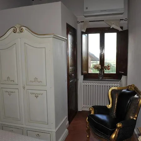 Dimora Sotto La Rocca Pensjonat